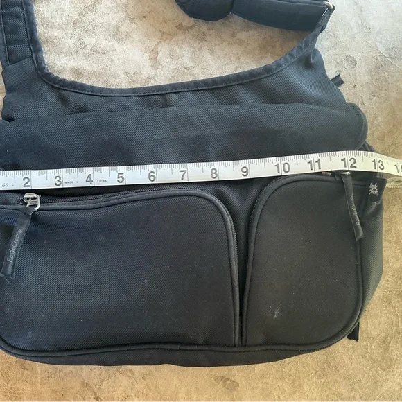 Eagle Creek Cross Body travel bag - Picture 5 of 7